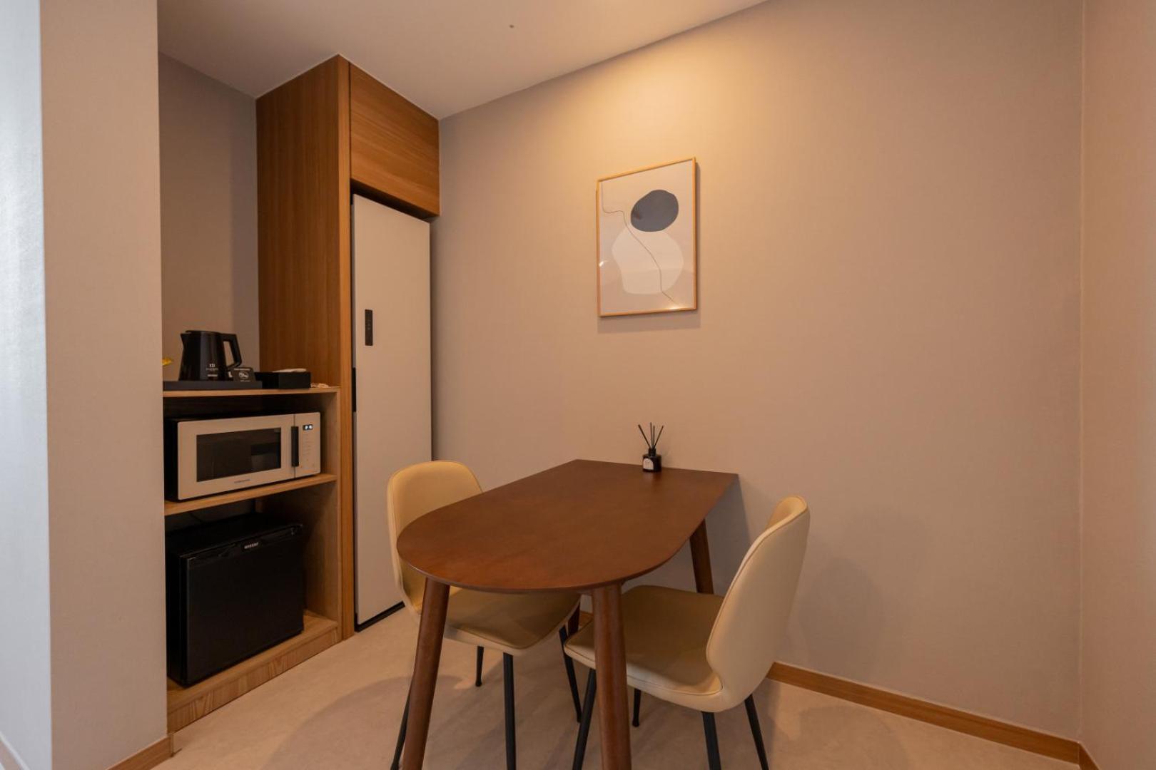 H-Avenue Hotel Munhyeon 부산광역시 외부 사진