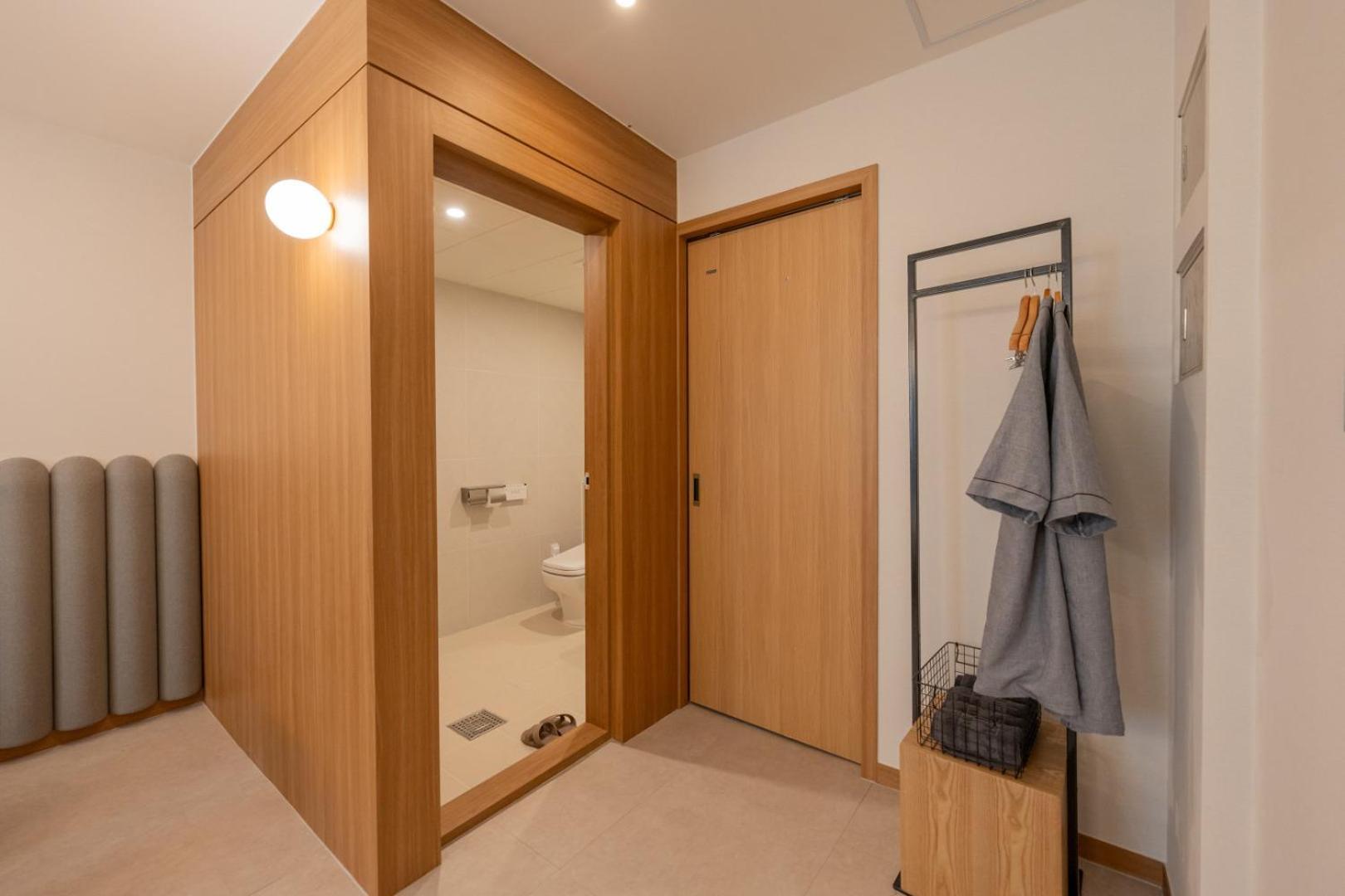 H-Avenue Hotel Munhyeon 부산광역시 외부 사진